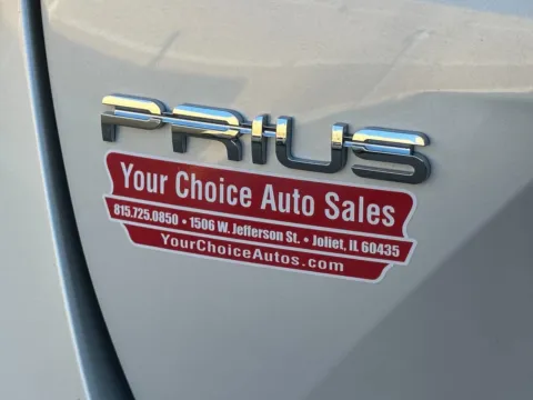 More photos of 2021 Toyota Prius LE 4dr Hatchback at Your Choice Autos - Joliet, IL