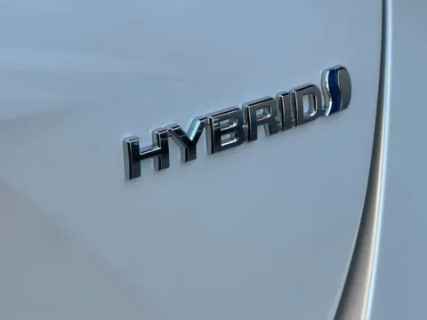 More photos of 2021 Toyota Prius LE 4dr Hatchback at Your Choice Autos - Joliet, IL