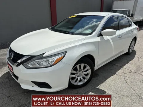 White 2017 Nissan Altima 2.5 S for sale in Joliet, IL