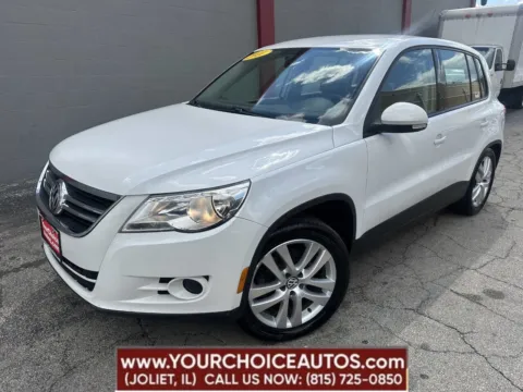 White 2011 Volkswagen Tiguan SEL 4Motion AWD 4dr SUV for sale in Joliet, IL