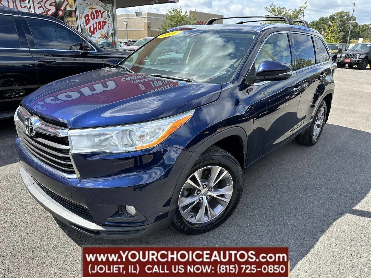 Blue 2014 Toyota Highlander XLE for sale in Joliet, IL