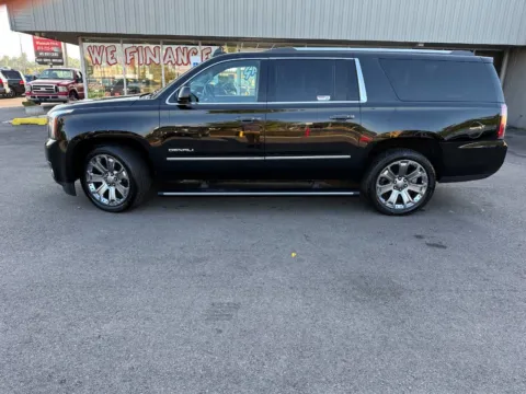 Photos of 2016 GMC Yukon XL Denali for sale in Joliet, IL at Your Choice Autos - Joliet