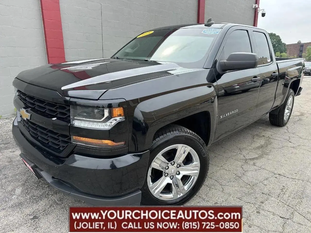 Black 2018 Chevrolet Silverado 1500 Custom for sale in Joliet, IL