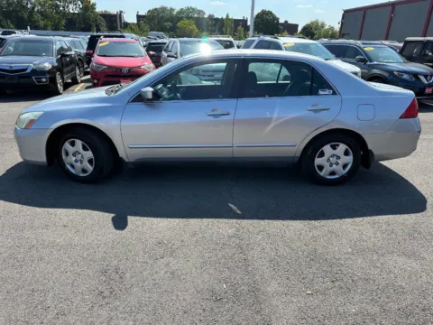 Photos of 2007 Honda Accord Sdn LX for sale in Joliet, IL at Your Choice Autos - Joliet