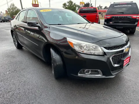 Black 2015 Chevrolet Malibu LT for sale in Joliet, IL