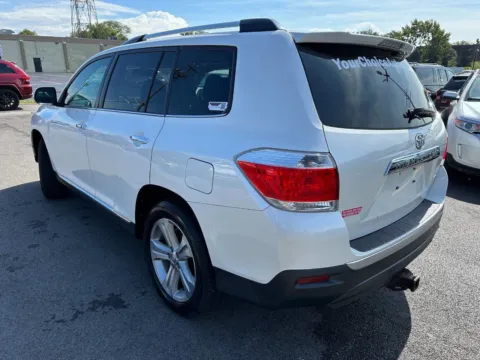 Another view of 2013 Toyota Highlander Limited for sale in Joliet, IL at Your Choice Autos - Joliet