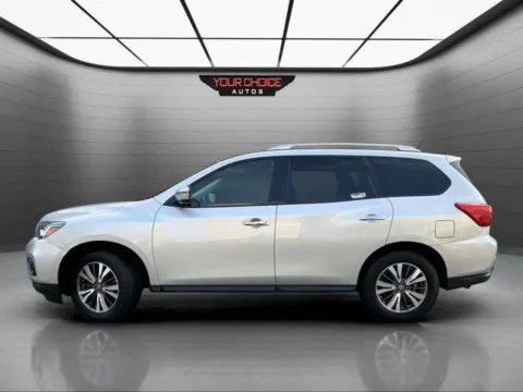 Photos of 2018 Nissan Pathfinder SV for sale in Joliet, IL at Your Choice Autos - Joliet
