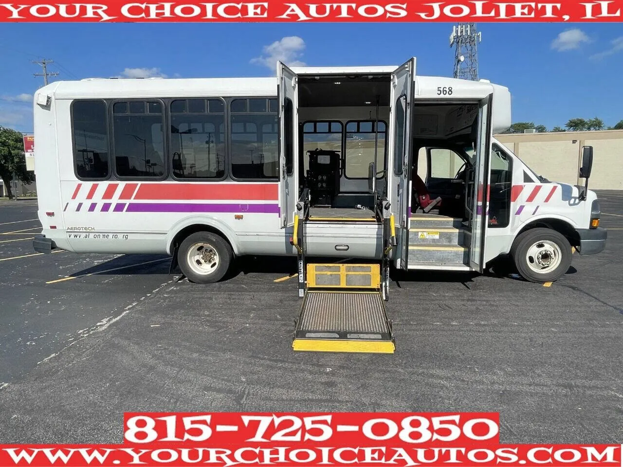 White 2014 Chevrolet Express Commercial Cutaway Diesel for sale in Joliet, IL