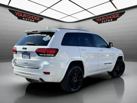More photos of 2018 Jeep Grand Cherokee Altitude at Your Choice Autos - Joliet, IL