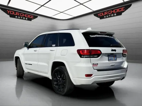Another view of 2018 Jeep Grand Cherokee Altitude for sale in Joliet, IL at Your Choice Autos - Joliet