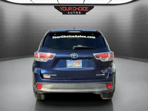 More photos of 2015 Toyota Highlander XLE at Your Choice Autos - Joliet, IL