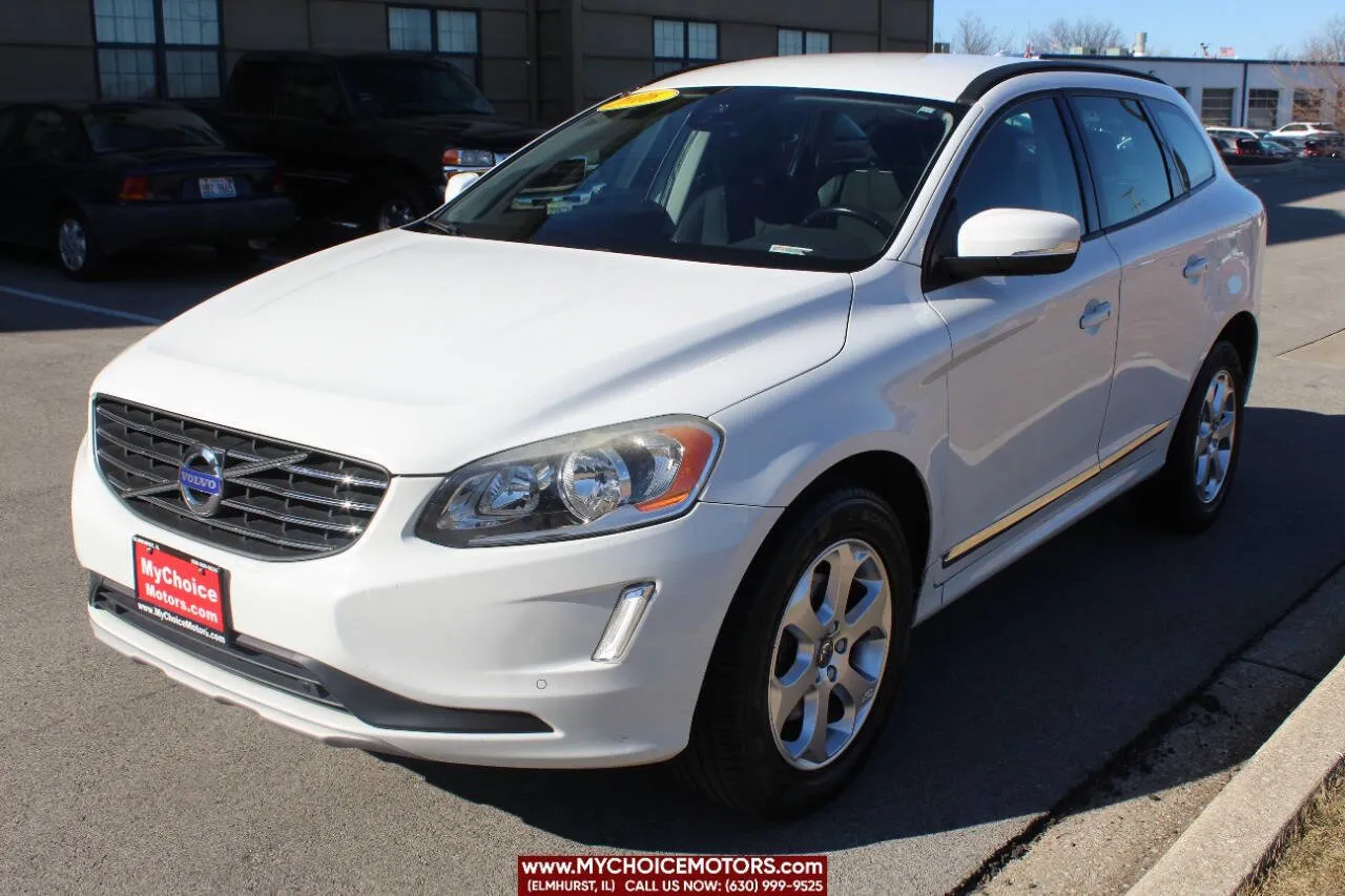 White 2016 Volvo XC60 T5 Drive-E for sale in Elmhurst, IL