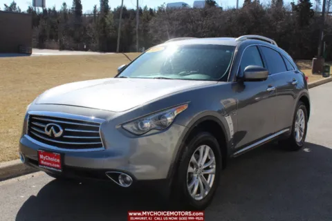Gray 2015 INFINITI QX70 Base AWD 4dr SUV for sale in Elmhurst, IL