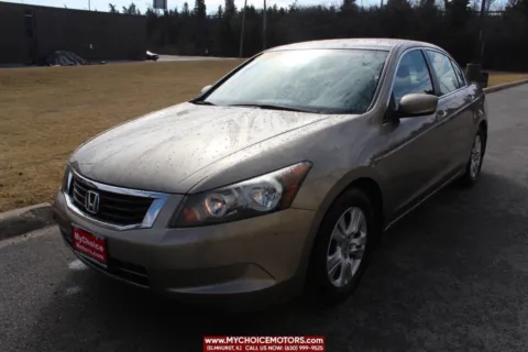 Gold 2009 Honda Accord Sdn LX-P for sale in Elmhurst, IL