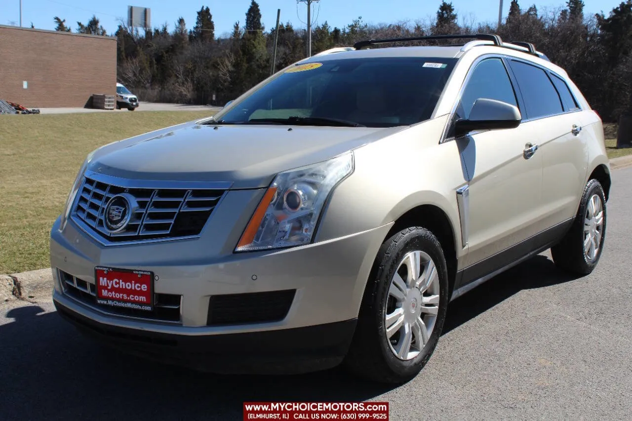 Silver 2015 Cadillac SRX Luxury Collection for sale in Elmhurst, IL
