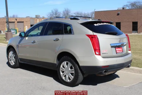 Another view of 2015 Cadillac SRX Luxury Collection for sale in Elmhurst, IL at My Choice Motors - Elmhurst