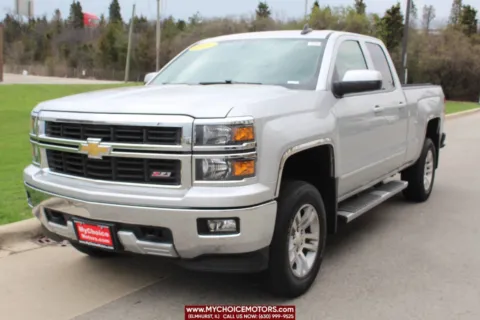 Silver 2015 Chevrolet Silverado 1500 LT for sale in Elmhurst, IL