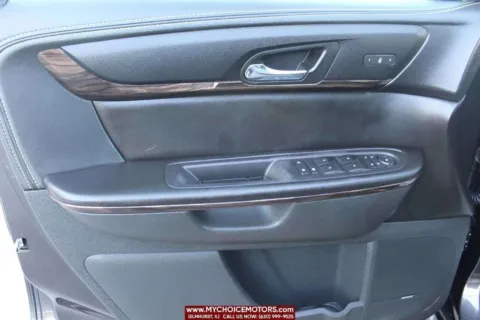 More photos of 2015 GMC Acadia Denali at My Choice Motors - Elmhurst, IL