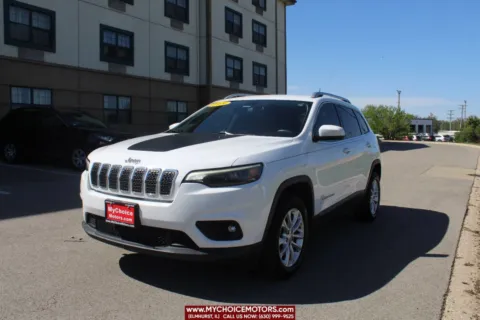 Photos of 2019 Jeep Cherokee Latitude for sale in Elmhurst, IL at My Choice Motors - Elmhurst