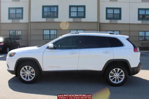 More photos of 2019 Jeep Cherokee Latitude at My Choice Motors - Elmhurst, IL