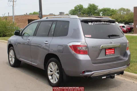 Another view of 2008 Toyota Highlander Hybrid Base AWD 4dr SUV for sale in Elmhurst, IL at My Choice Motors - Elmhurst