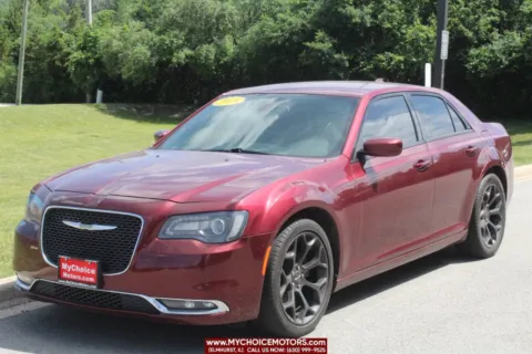 Red 2019 Chrysler 300 S for sale in Elmhurst, IL