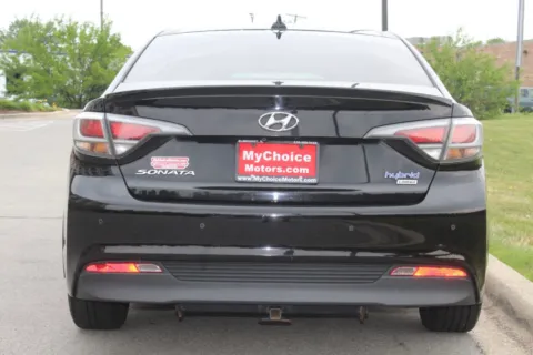More photos of 2016 Hyundai Sonata Hybrid Limited at My Choice Motors - Elmhurst, IL