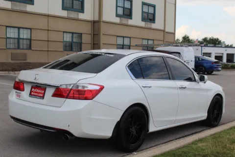 More photos of 2015 Honda Accord Sedan EX-L at My Choice Motors - Elmhurst, IL