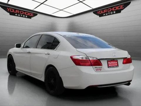 Another view of 2015 Honda Accord Sedan EX-L for sale in Elmhurst, IL at My Choice Motors - Elmhurst