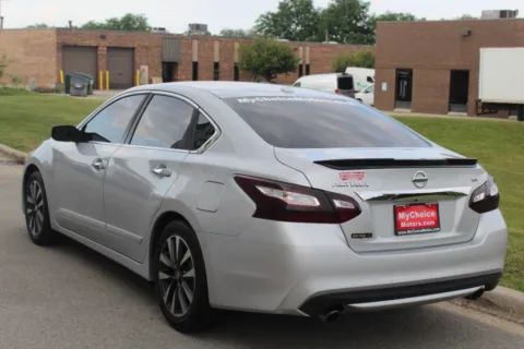 Another view of 2016 Nissan Altima 2.5 SV 4dr Sedan for sale in Elmhurst, IL at My Choice Motors - Elmhurst