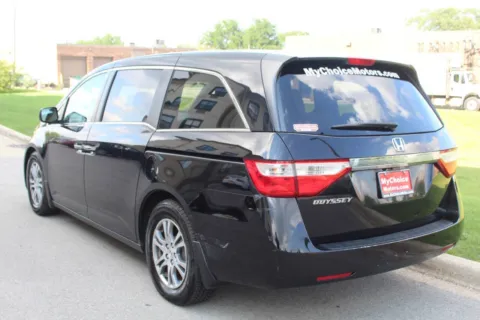 Another view of 2013 Honda Odyssey EX for sale in Elmhurst, IL at My Choice Motors - Elmhurst