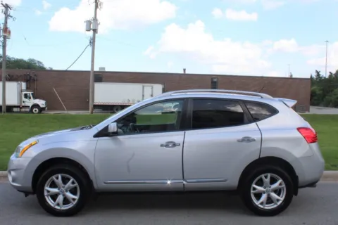 Photos of 2011 Nissan Rogue SV for sale in Elmhurst, IL at My Choice Motors - Elmhurst