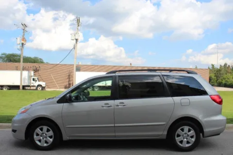 Photos of 2010 Toyota Sienna LE 7 Passenger 4dr Mini Van for sale in Elmhurst, IL at My Choice Motors - Elmhurst