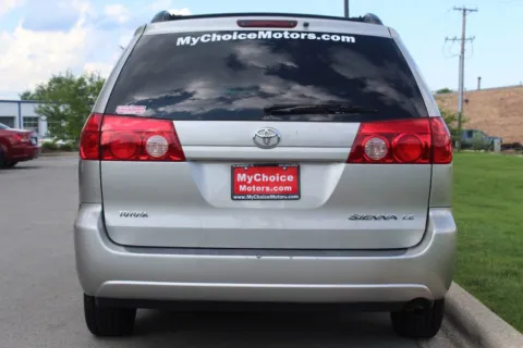 More photos of 2010 Toyota Sienna LE 7 Passenger 4dr Mini Van at My Choice Motors - Elmhurst, IL