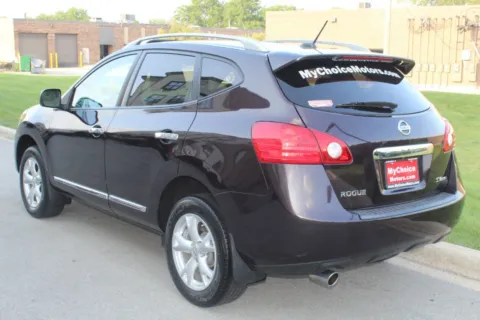Another view of 2011 Nissan Rogue SV for sale in Elmhurst, IL at My Choice Motors - Elmhurst