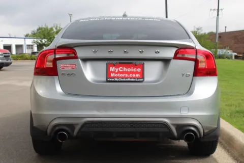 More photos of 2017 Volvo S60 Dynamic at My Choice Motors - Elmhurst, IL