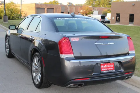 Another view of 2019 Chrysler 300 Limited for sale in Elmhurst, IL at My Choice Motors - Elmhurst