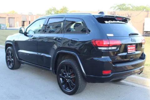 Another view of 2019 Jeep Grand Cherokee Altitude for sale in Elmhurst, IL at My Choice Motors - Elmhurst