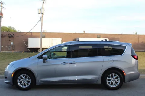 Photos of 2020 Chrysler Pacifica Touring L for sale in Elmhurst, IL at My Choice Motors - Elmhurst