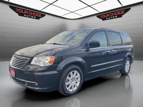 Black 2015 Chrysler Town & Country Touring for sale in Elgin, IL
