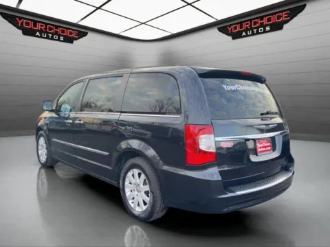 Another view of 2015 Chrysler Town & Country Touring for sale in Elgin, IL at Your Choice Autos - Elgin