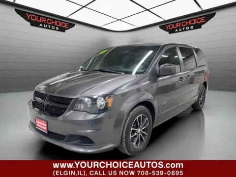 Gray 2017 Dodge Grand Caravan SE Plus for sale in Elgin, IL