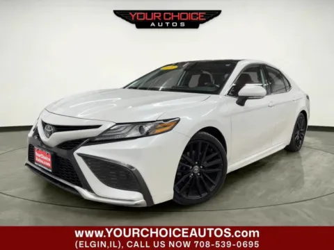 White 2021 Toyota Camry XSE for sale in Elgin, IL