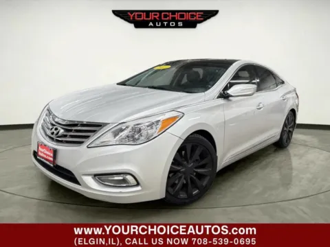 Silver 2013 Hyundai Azera Base 4dr Sedan for sale in Elgin, IL