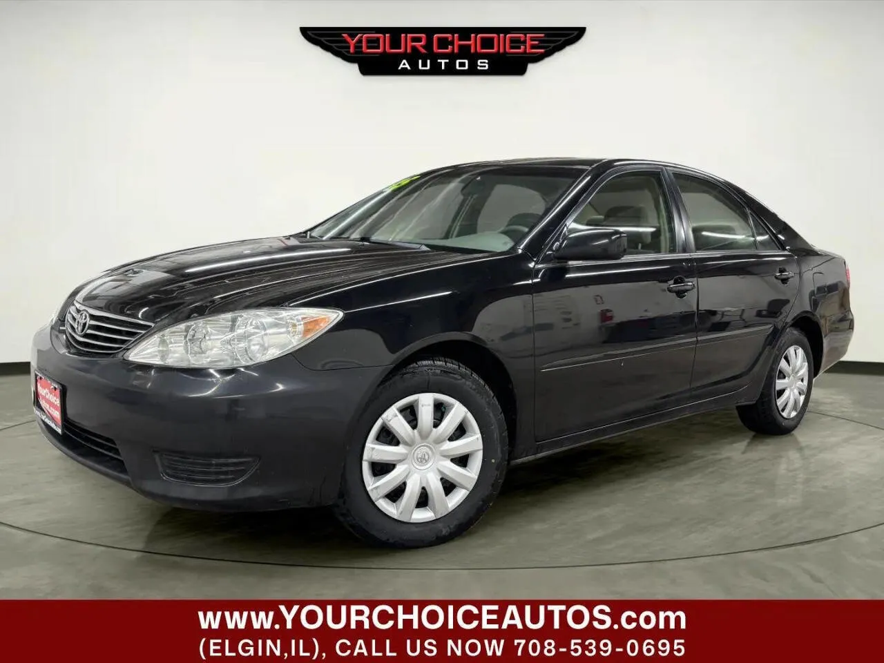 Black 2005 Toyota Camry LE 4dr Sedan for sale in Elgin, IL