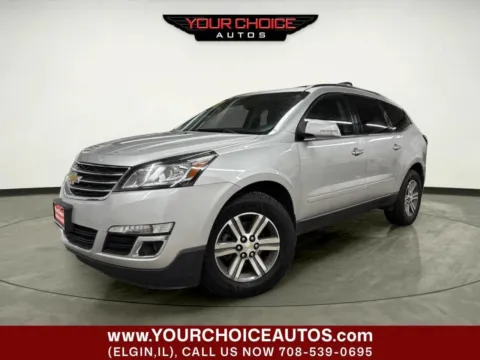 Silver 2017 Chevrolet Traverse LT for sale in Elgin, IL
