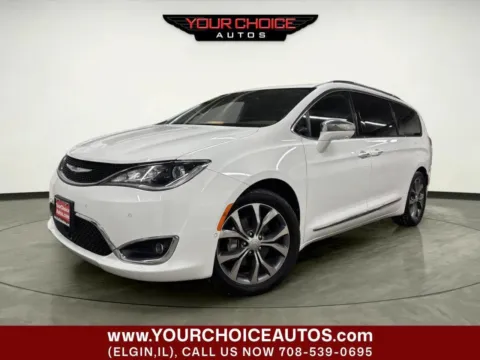 White 2017 Chrysler Pacifica Limited for sale in Elgin, IL