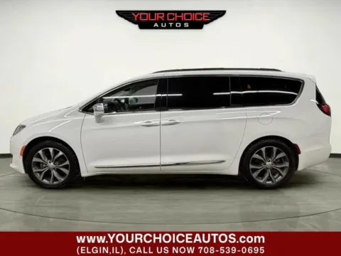 Photos of 2017 Chrysler Pacifica Limited for sale in Elgin, IL at Your Choice Autos - Elgin