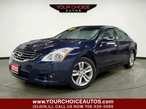 Blue 2011 Nissan Altima 3.5 SR for sale in Elgin, IL