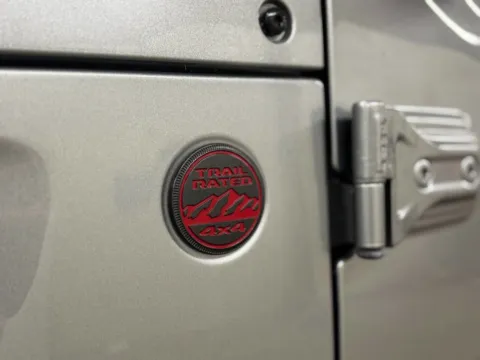 More photos of 2020 Jeep Gladiator Rubicon at Your Choice Autos - Elgin, IL